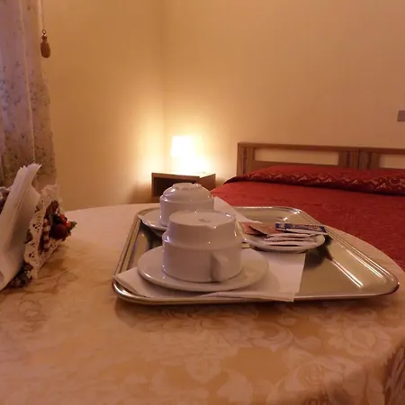 Delizia Genovese 3* Montecatini Terme